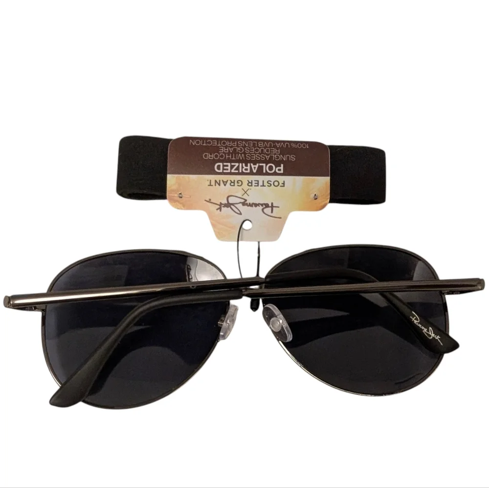 FOSTER GRANT Aviator Dark Sunglasses Polorized Grey Black NEW